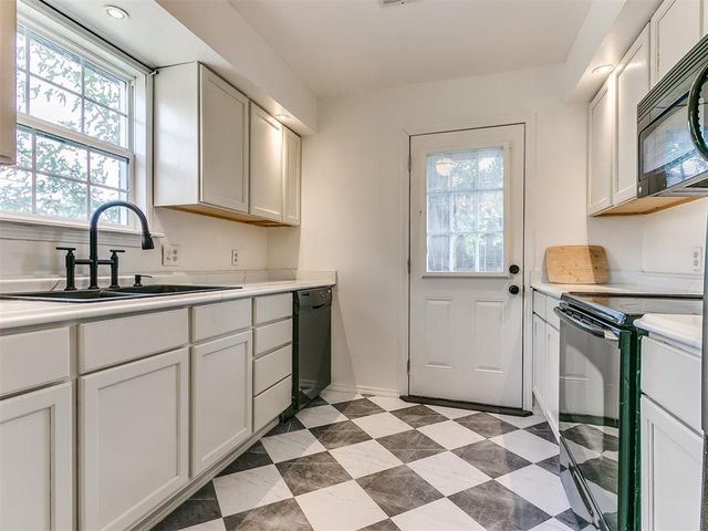 1904 Carlisle Road, Oklahoma City, OK 73120