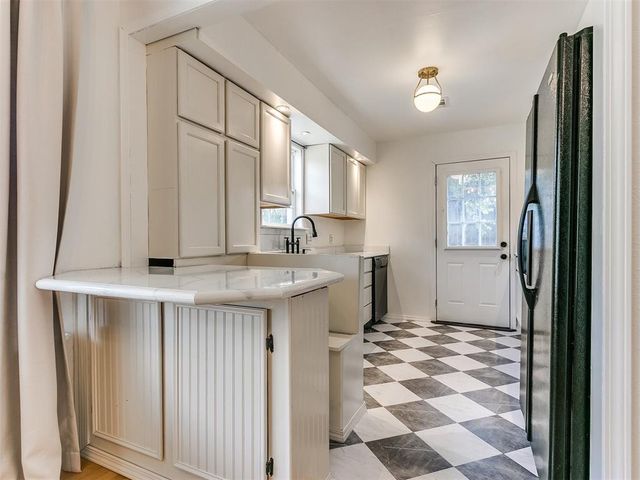 1904 Carlisle Road, Oklahoma City, OK 73120