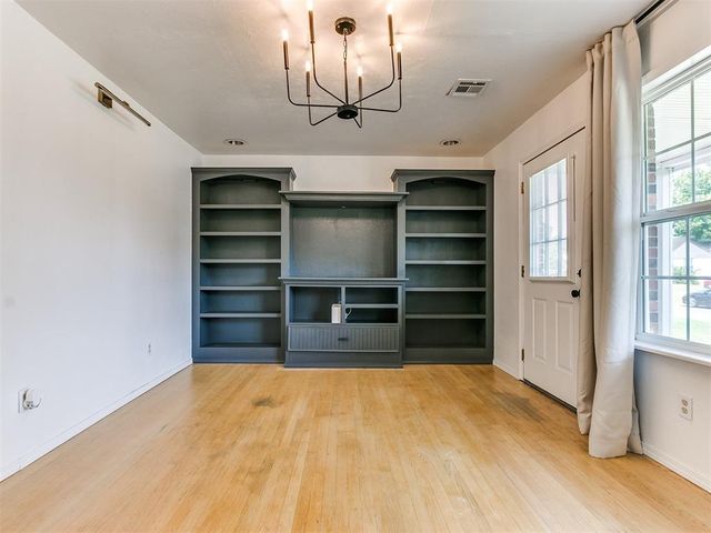 1904 Carlisle Road, Oklahoma City, OK 73120