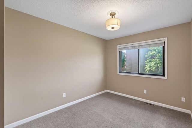 1421 63rd Lane, Brooklyn Center, MN 55430