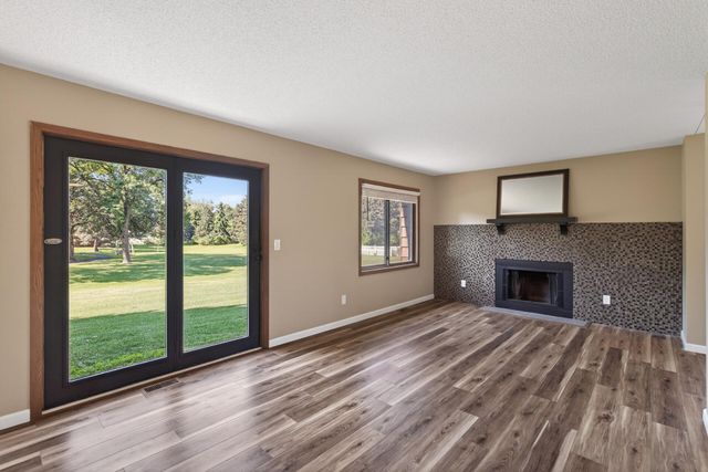 1421 63rd Lane, Brooklyn Center, MN 55430