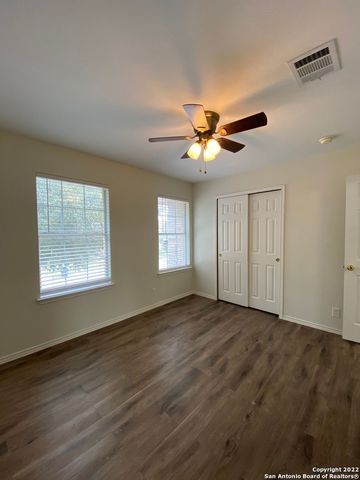 373 STARLING CRK, New Braunfels, TX 78130