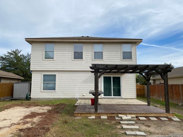 373 STARLING CRK, New Braunfels, TX 78130