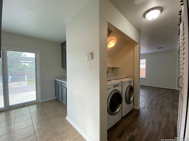 373 STARLING CRK, New Braunfels, TX 78130