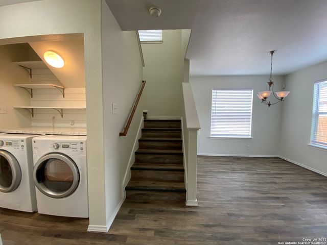 373 STARLING CRK, New Braunfels, TX 78130