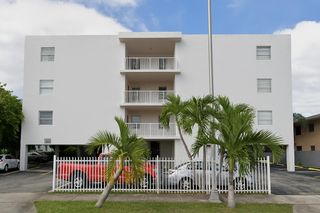 1095 W 77th Street 202, Hialeah, FL 33014