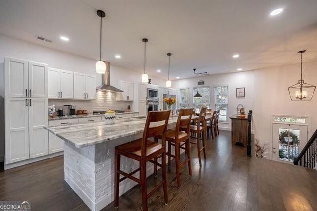 3908 Charleston Market Street, Suwanee, GA 30024