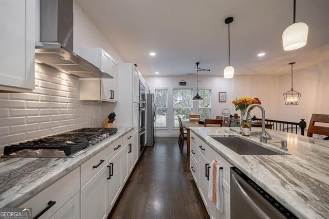 3908 Charleston Market Street, Suwanee, GA 30024