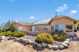 22255 Minto Court, Apple Valley, CA 92308