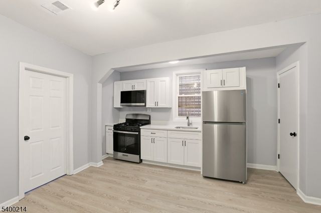 790 S 14Th St, Newark City, NJ 07108
