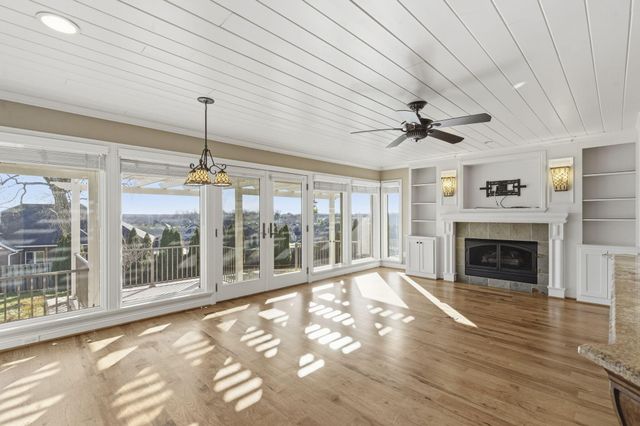 3848 E Hawthorne Hill Lane, Springfield, MO 65809