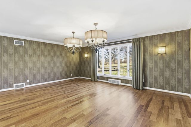 3848 E Hawthorne Hill Lane, Springfield, MO 65809