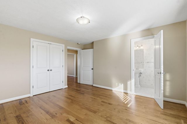 3848 E Hawthorne Hill Lane, Springfield, MO 65809