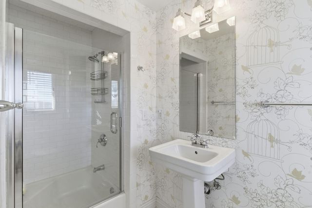 3848 E Hawthorne Hill Lane, Springfield, MO 65809