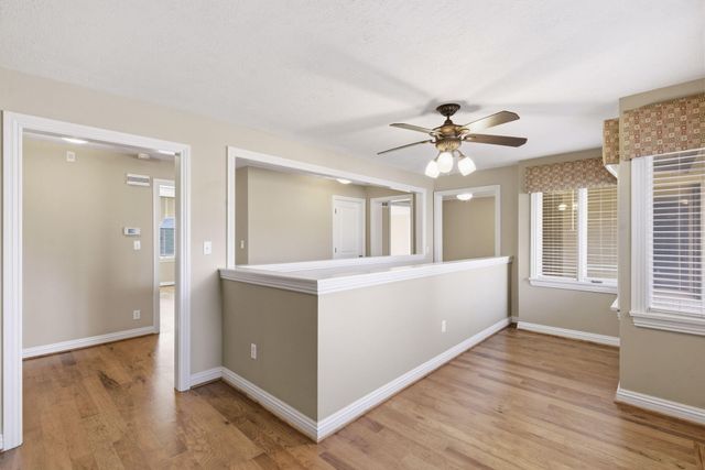 3848 E Hawthorne Hill Lane, Springfield, MO 65809