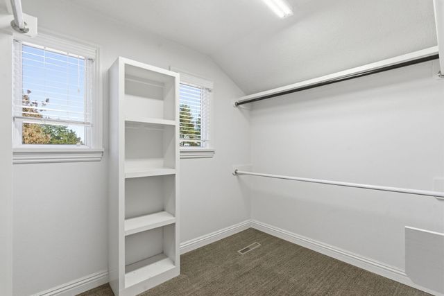 3848 E Hawthorne Hill Lane, Springfield, MO 65809