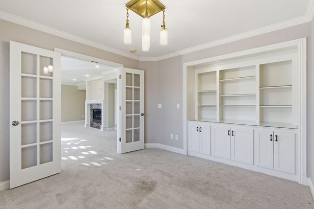 3848 E Hawthorne Hill Lane, Springfield, MO 65809