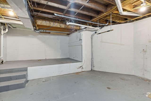 3848 E Hawthorne Hill Lane, Springfield, MO 65809