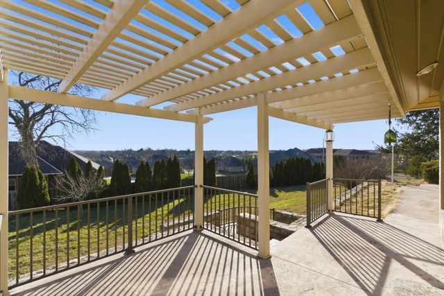 3848 E Hawthorne Hill Lane, Springfield, MO 65809