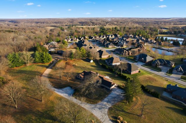 3848 E Hawthorne Hill Lane, Springfield, MO 65809