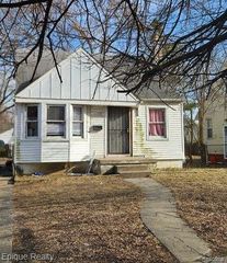 12450 LANSDOWNE Street, Detroit, MI 48224