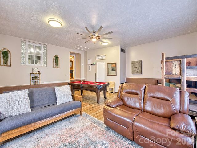 290 Dogwood Drive, Maggie Valley, NC 28751
