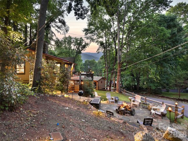 290 Dogwood Drive, Maggie Valley, NC 28751