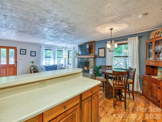 290 Dogwood Drive, Maggie Valley, NC 28751