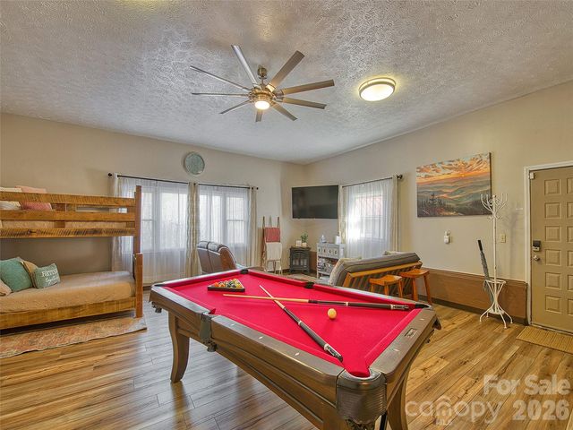 290 Dogwood Drive, Maggie Valley, NC 28751