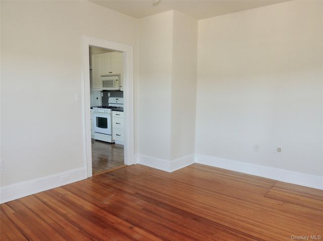 15 William Street 3W, Hastings-on-hudson, NY 10706