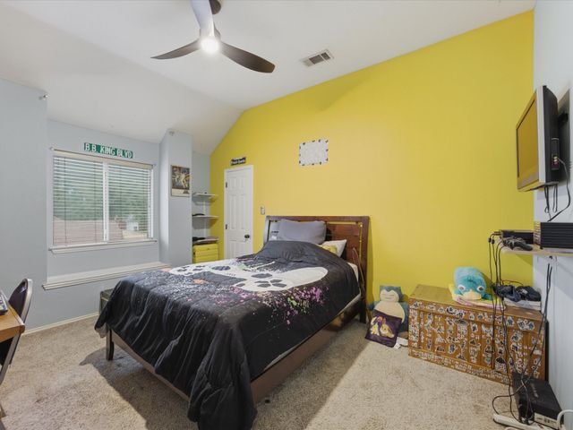 4008 Falcon Ridge Drive, Haltom City, TX 76137