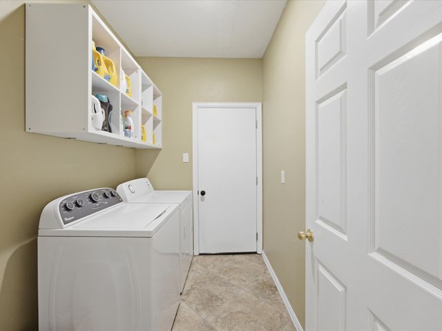 4008 Falcon Ridge Drive, Haltom City, TX 76137