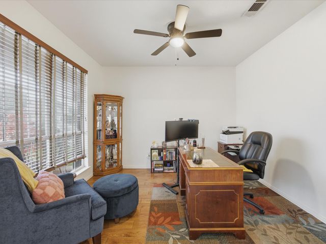 4008 Falcon Ridge Drive, Haltom City, TX 76137