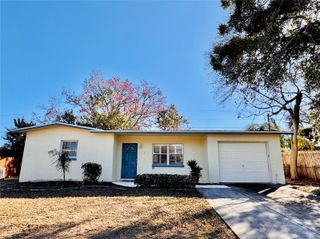 12 LAKE SHORE DRIVE, Palm Harbor, FL 34684