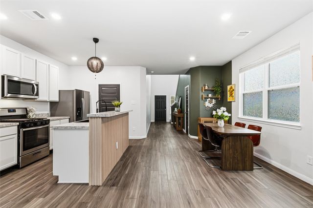 2398 Tavo Trails Drive, Conroe, TX 77301