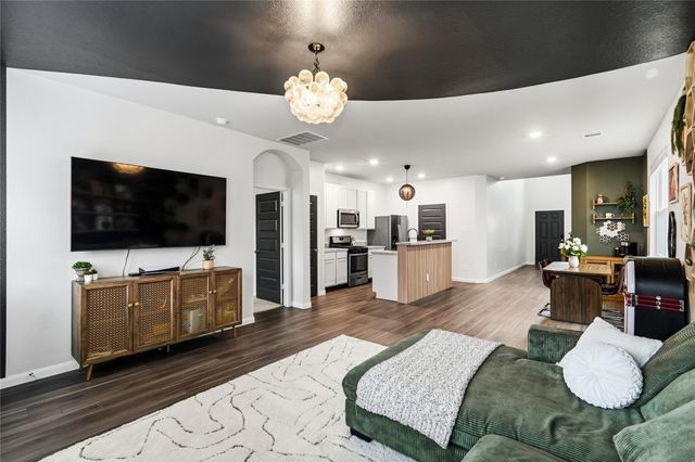 2398 Tavo Trails Drive, Conroe, TX 77301