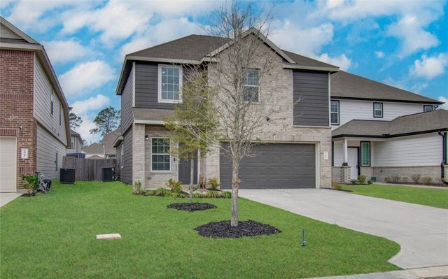2398 Tavo Trails Drive, Conroe, TX 77301