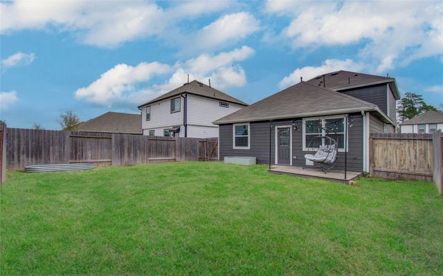 2398 Tavo Trails Drive, Conroe, TX 77301