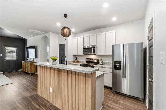 2398 Tavo Trails Drive, Conroe, TX 77301