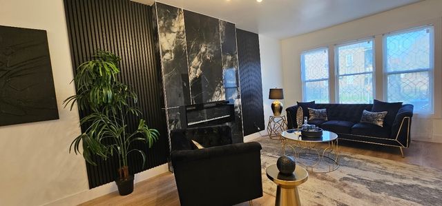 1117 W 57th Street, Chicago, IL 60621