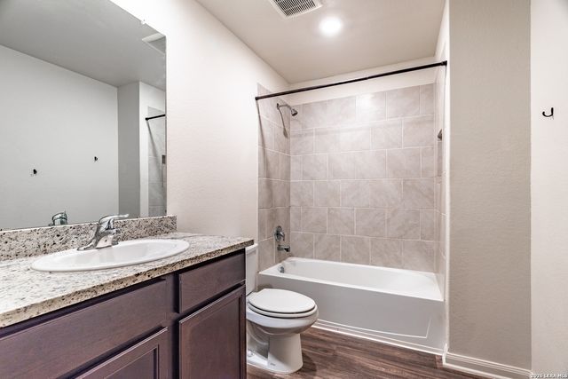 3983 TURTLE CRK, New Braunfels, TX 78132