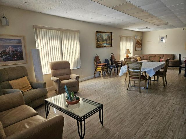 2886 Fernley Drive E 73, West Palm Beach, FL 33415