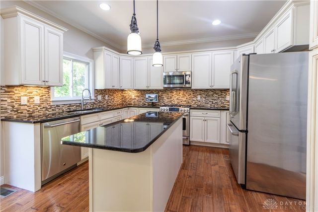 880 Sunrise Ridge Court, Maineville, OH 45039