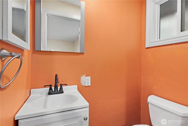 15415 64th Avenue NE, Kenmore, WA 98028