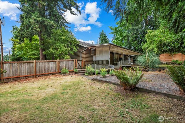 15415 64th Avenue NE, Kenmore, WA 98028