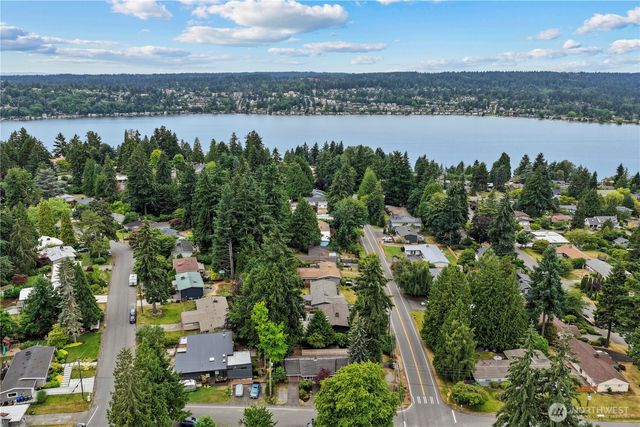 15415 64th Avenue NE, Kenmore, WA 98028
