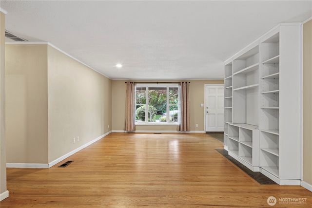 15415 64th Avenue NE, Kenmore, WA 98028