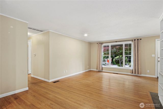 15415 64th Avenue NE, Kenmore, WA 98028