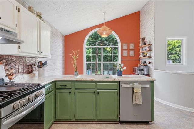 3397 Creekside Plantation Drive, Douglasville, GA 30135