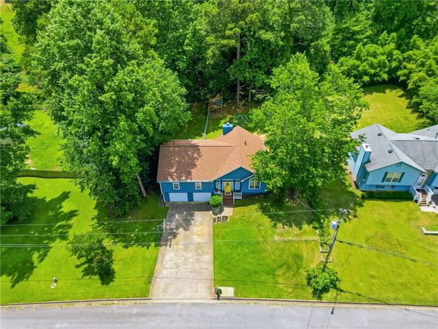 3397 Creekside Plantation Drive, Douglasville, GA 30135
